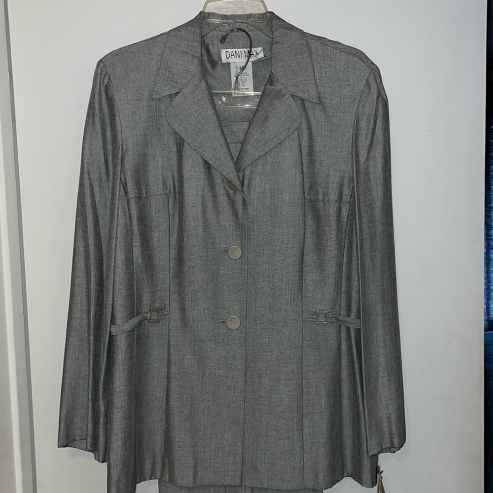 Dani Max 2pc Suit